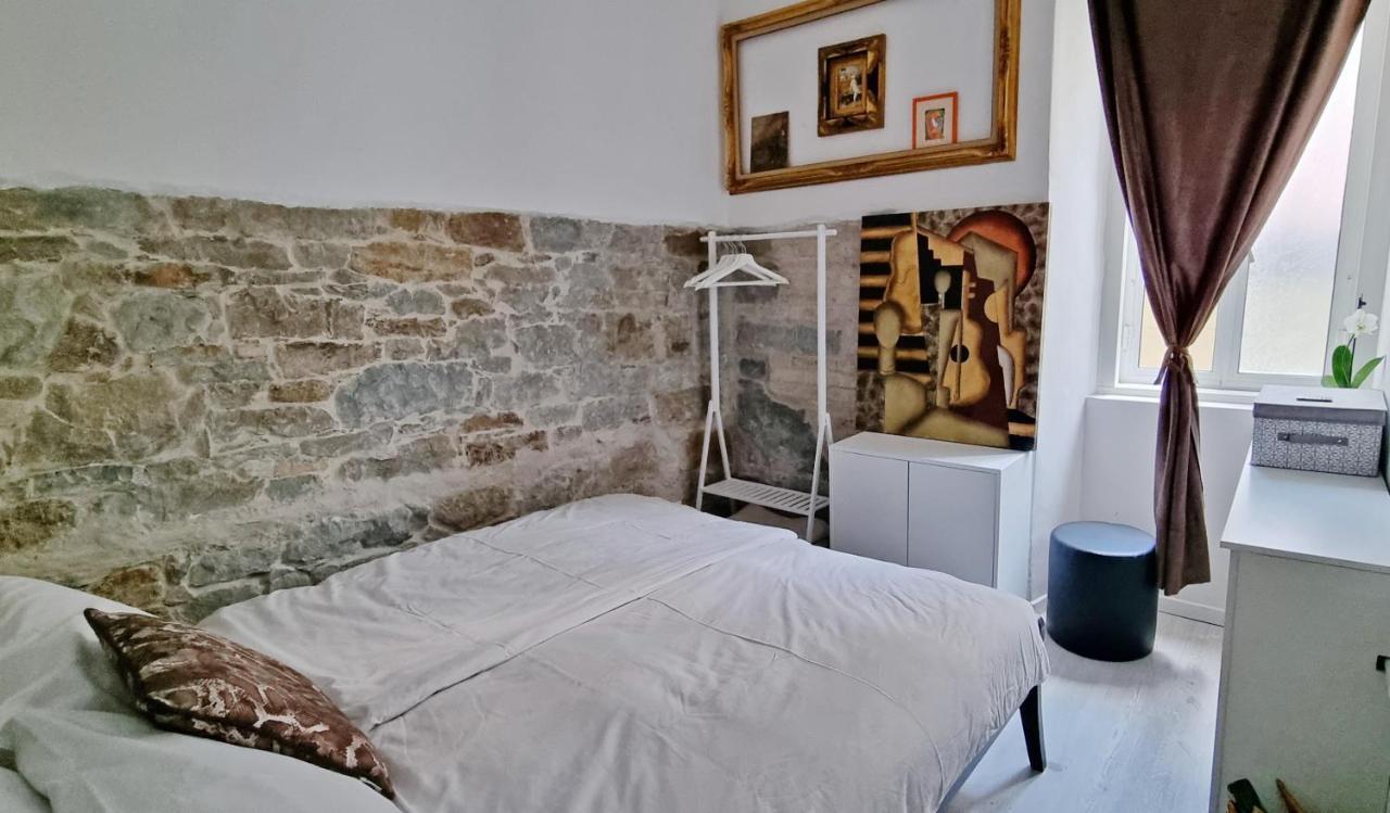 Casa Bianca - 2 Bedroom Design Apartment Trieste Exterior photo